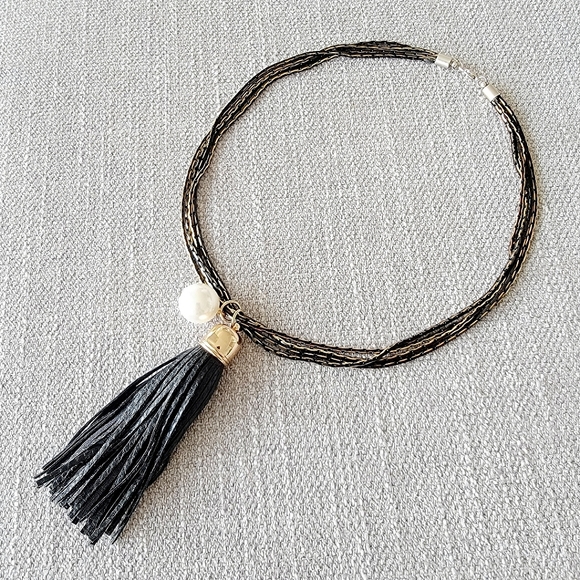 Black and gold statement necklace - Picture 1 of 5